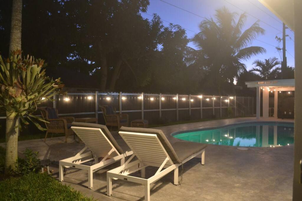 Spacious 4 Bedrooms, 2 Bathroom House With Pool Мирамар Экстерьер фото
